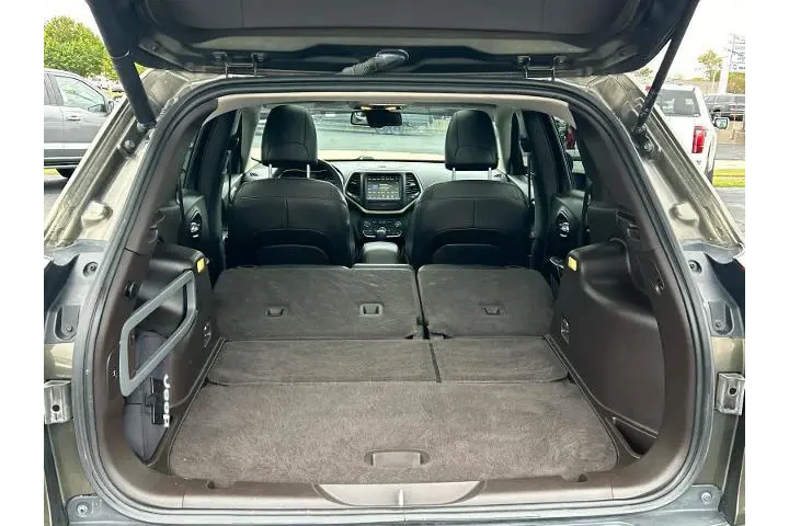 Jeep Cherokee 2015 4x4 Trail image 7