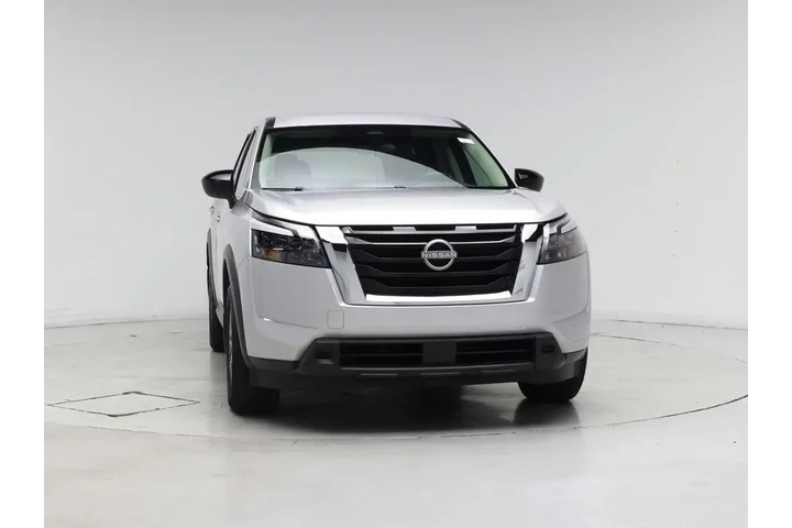 $26998 : Nissan Pathfinder 2024 S 4dr image 5