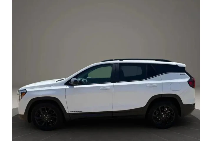 $25500 : 2024 GMC Terrain SLE image 5