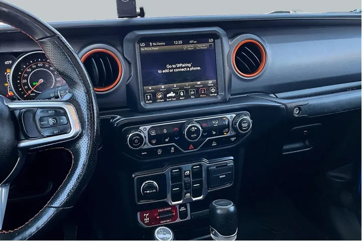 $39938 : Jeep Gladiator 2023 4x4 Moja image 6