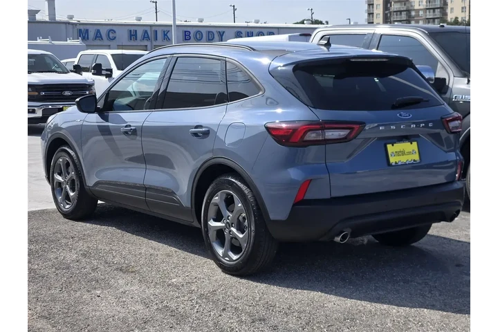 $25991 : Ford Escape 2025 ST-Line 4dr image 5