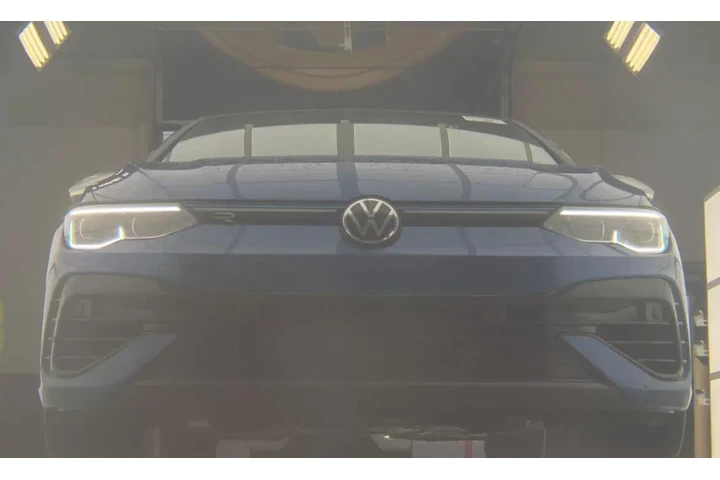$27990 : Volkswagen Golf R 2019 AWD 4 image 4
