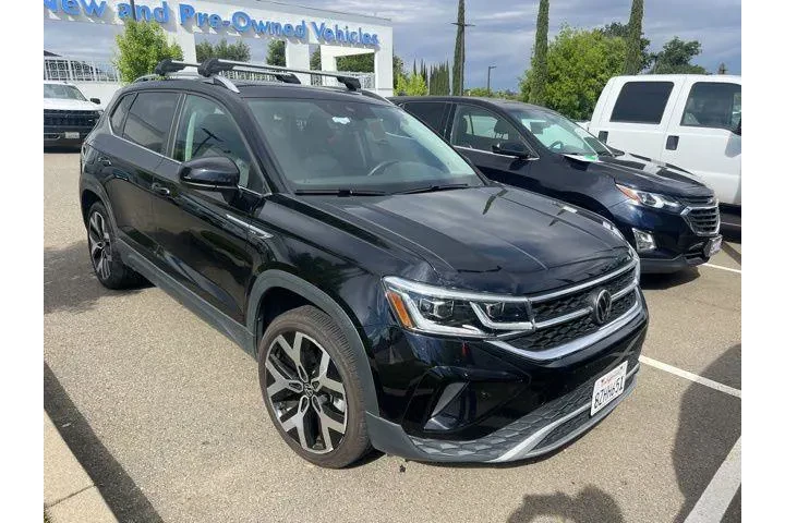 $21988 : Volkswagen Taos 2022 AWD SEL image 4