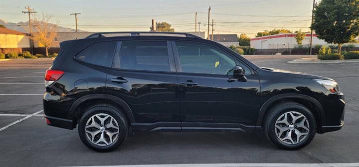 $17600 : 2020 Forester Premium image 10