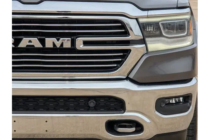 $36495 : Ram 1500 2020 4x4 Laramie 4d image 9