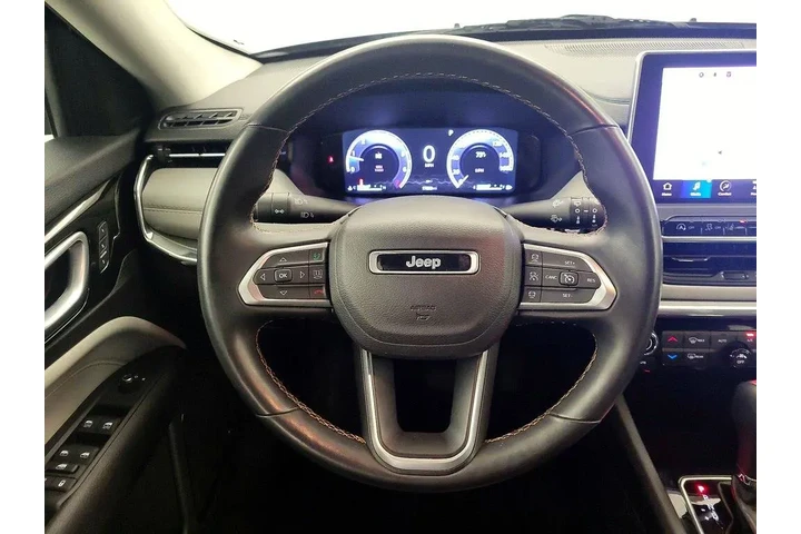 $24998 : Jeep Compass 2022 4x4 Limite image 10