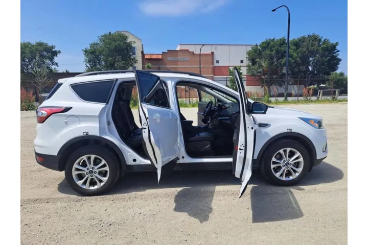 $8899 : 2018 Escape SEL image 7