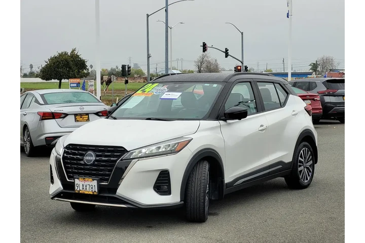 $18888 : Nissan Kicks 2024 SR 4dr Cro image 8