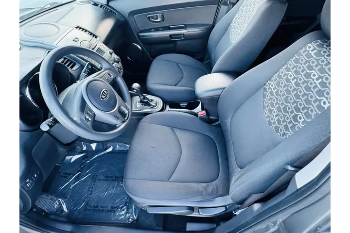 $6995 : 2011 Soul + 4-Door Wagon image 10