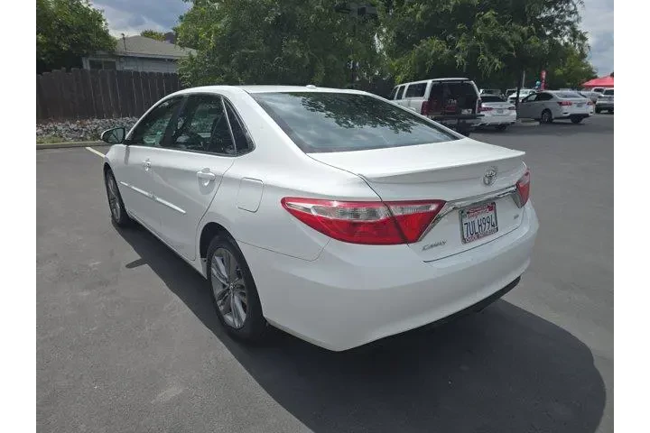 $18995 : Toyota Camry 2017 SE 4dr Sed image 7
