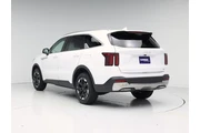 $29998 : Kia Sorento 2025 AWD S 4dr S thumbnail