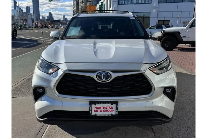 $33895 : Toyota Highlander Hybrid 202 image 2