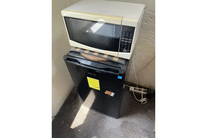 $6000 : RENTA CUARTO BAR. DEL MUERTO image 6