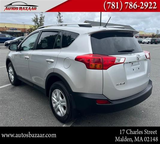 $13900 : Used 2013 RAV4 AWD 4dr LE (Na image 3