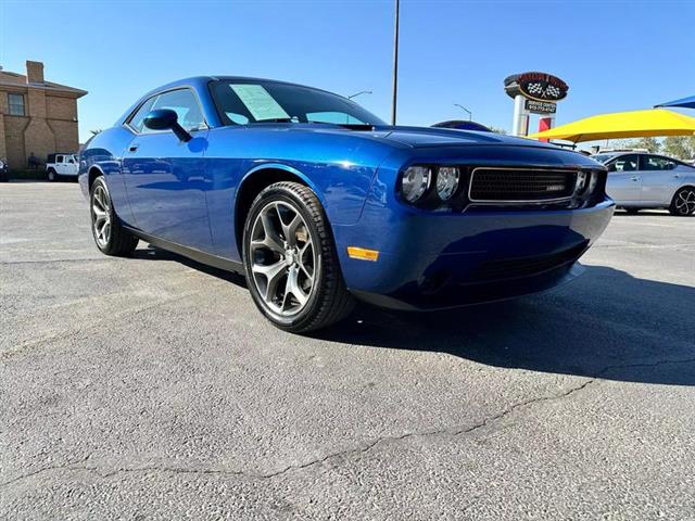 $13995 : Pre-Owned 2010 Challenger SE image 4