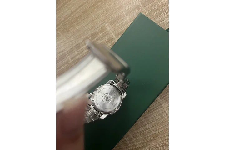 $1500 : Reloj victorinox mujer image 2