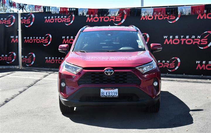 $24457 : RAV4 XLE image 2