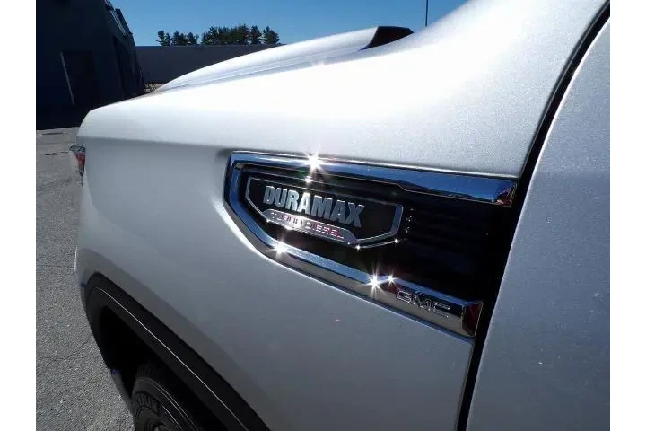 $38999 : GMC Sierra 1500 2021 4x4 SLT image 7