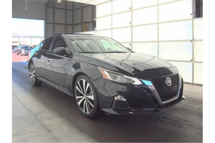 $16690 : Nissan Altima 2022 2.5 SV 4d image 4