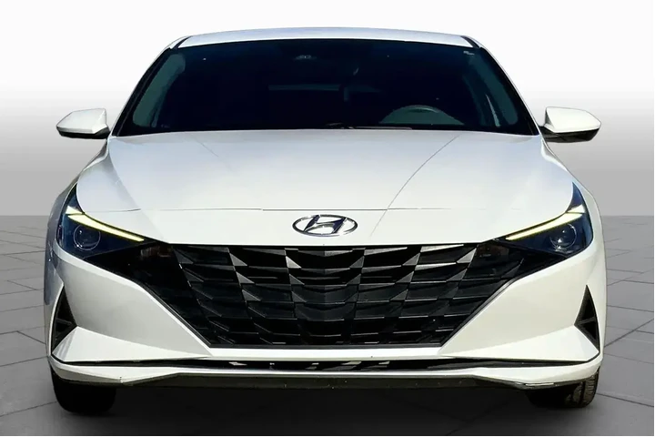 $16995 : Hyundai ELANTRA 2022 SEL 4dr image 4