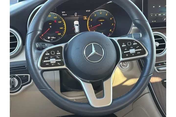 $19250 : Mercedes-Benz GLC 2020 AWD G image 7