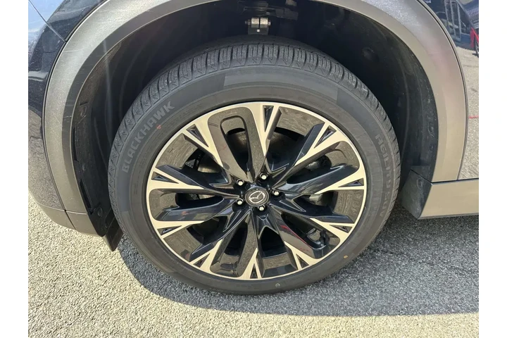 $31985 : Mazda CX-90 Plug-in Hybrid 2 image 10