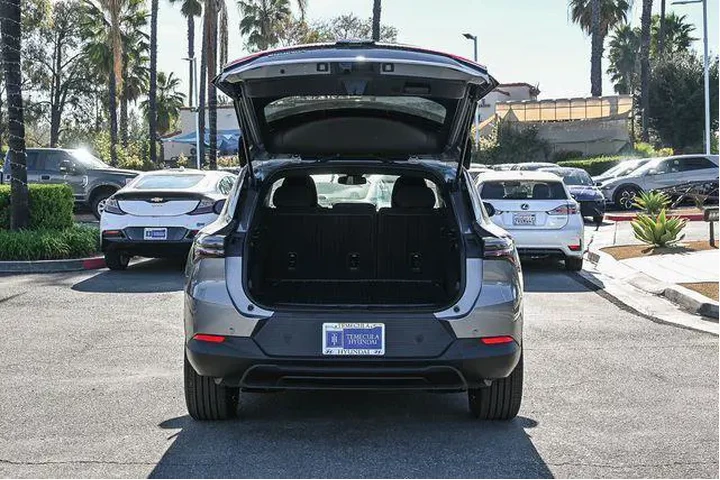 $23000 : Chevrolet Equinox EV 2025 LT image 9
