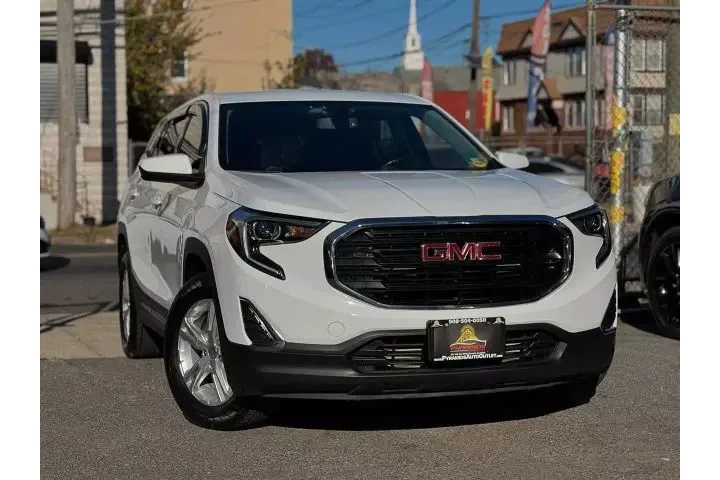 2018 GMC TERRAIN2018 GMC TERR image 4
