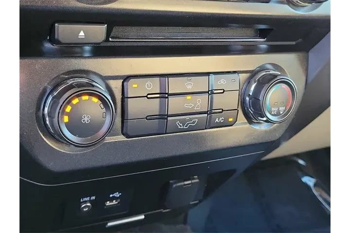 $19990 : Ford F-150 2015 4x2 XLT 4dr image 9