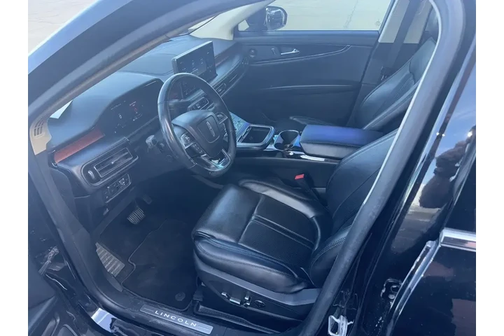 $27998 : Lincoln Nautilus 2021 Reserv image 2