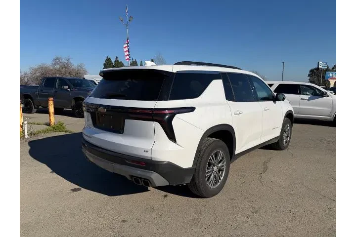 $36500 : Chevrolet Traverse 2024 4X4 image 5