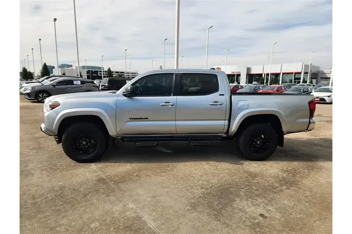 $28685 : Toyota Tacoma 2022 4x2 TRD O image 4