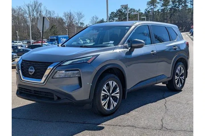 $17999 : Nissan Rogue 2022 SV 4dr Cro image 1