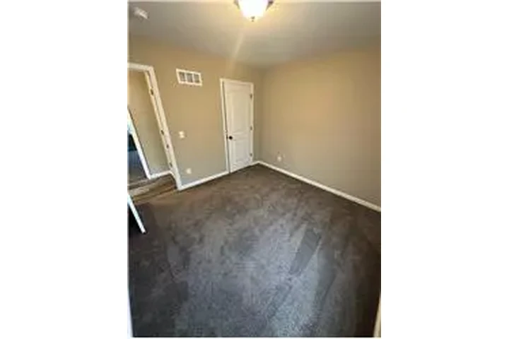 $1695 : Rental property with 3 bedro image 10