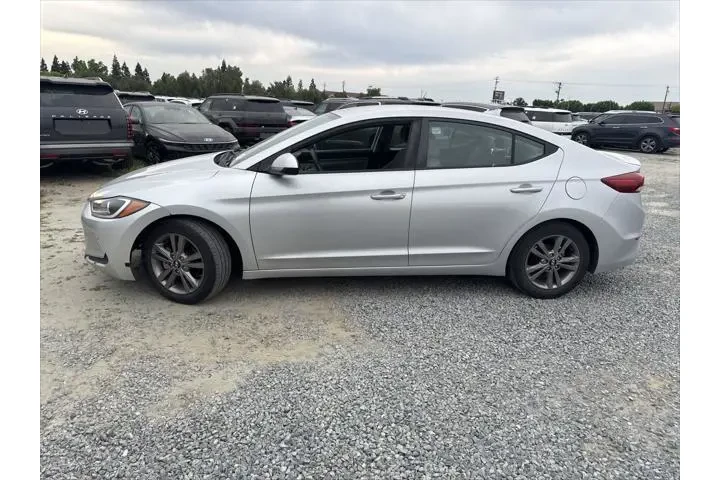 $9999 : Hyundai ELANTRA 2017 SE 4dr image 8