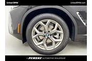 $39960 : BMW X4 2023 AWD xDrive30i 4d thumbnail