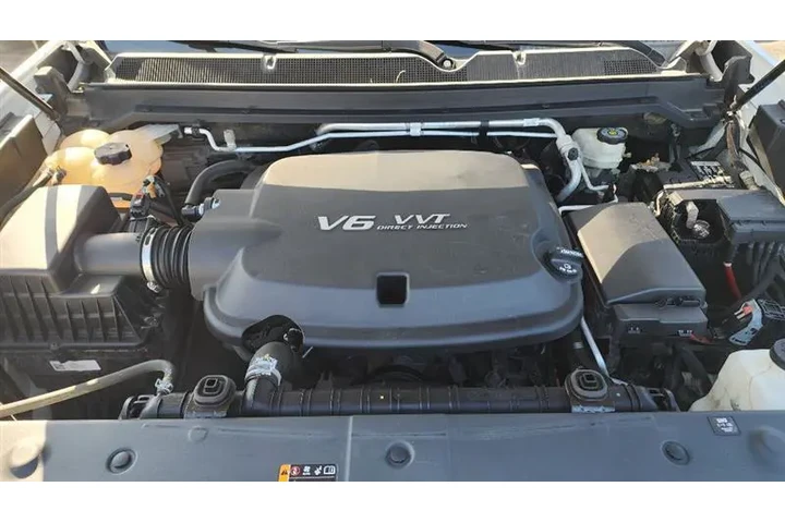 $15999 : 2018 GMC Canyon image 1