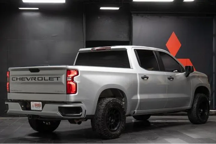 $27035 : Chevrolet Silverado 1500 202 image 9