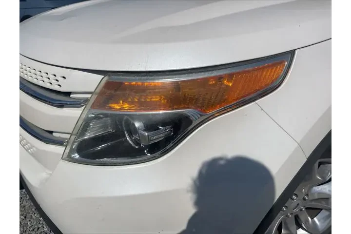 $10498 : Ford Explorer 2013 AWD Limit image 9