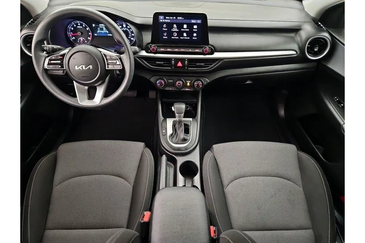 $18998 : Kia Forte 2023 LXS 4dr Sedan image 9