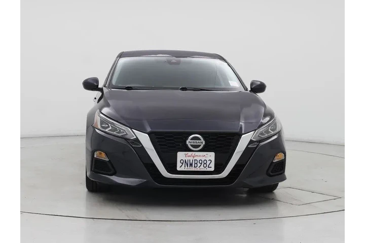 $16998 : Nissan Altima 2021 2.5 SV 4d image 5
