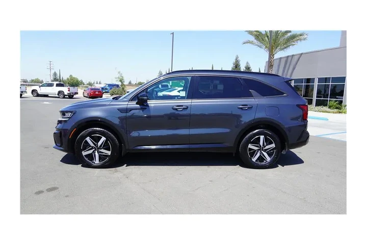$24984 : 2023 Sorento S image 10