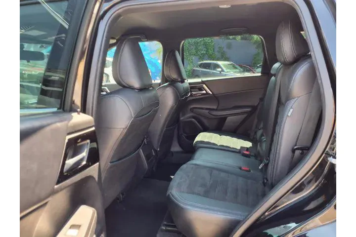 $21999 : Mitsubishi Outlander 2023 ES image 6