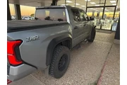 $36591 : Toyota Tacoma 2024 4x4 SR5 4 thumbnail