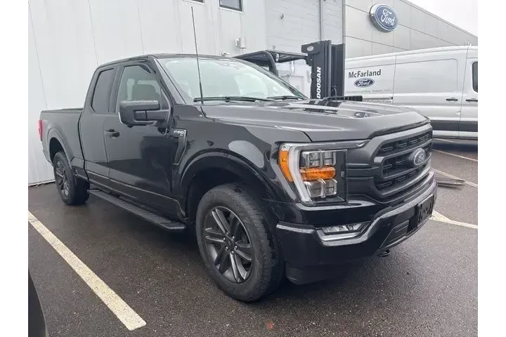 $38695 : Ford F-150 2023 4x4 XLT 4dr image 2