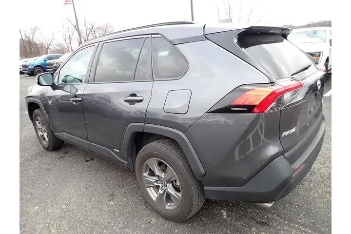 $28687 : Toyota RAV4 Hybrid 2024 AWD image 3