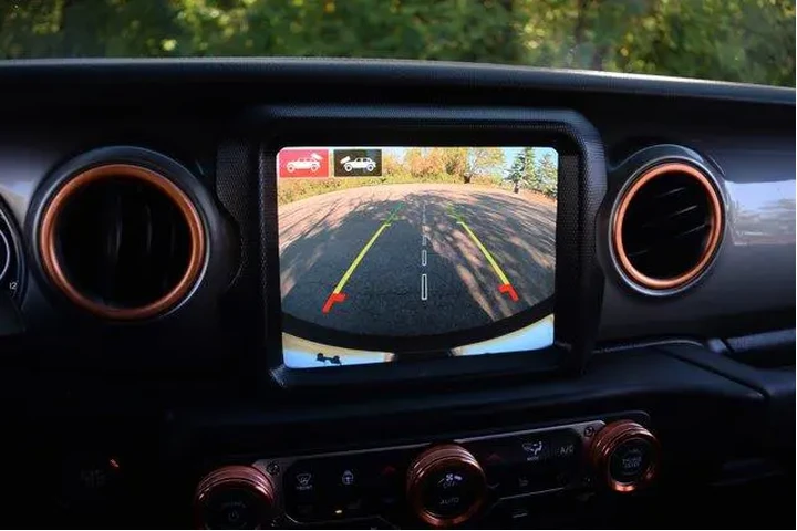 $30500 : Jeep Wrangler Unlimited 2022 image 10