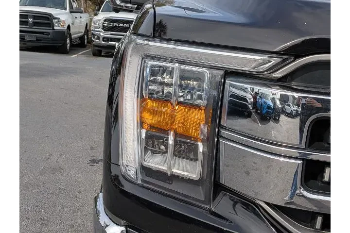 $34410 : Ford F-150 2021 4x4 Lariat 4 image 10