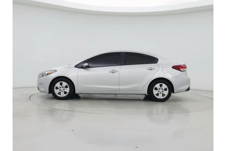 $10599 : Kia Forte 2017 LX 4dr Sedan image 3