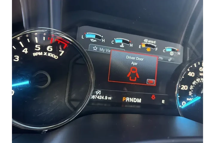 $27795 : Ford F-150 2019 4x4 King Ran image 5